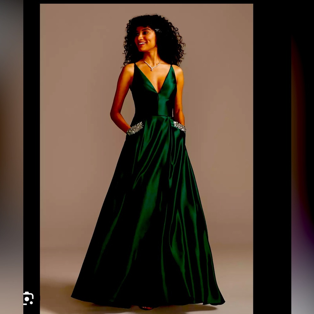 Blondie Nites Deep Green Prom Dress